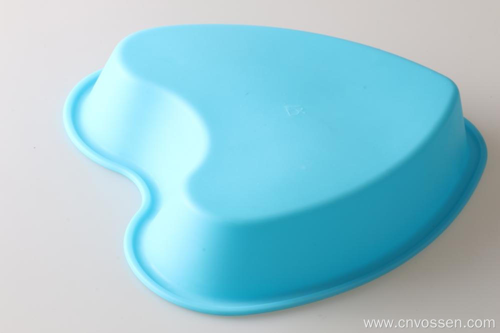 Heart shape silicone baking mold