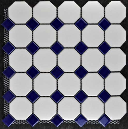 mosaico de porcelana blanca y azul