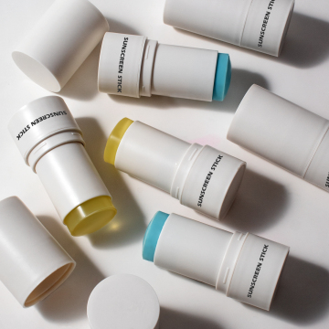 Oem Face Stick Sunscreen Matte Sunblock SPF 50 Waterproof Mineral Zinc Sunscreen Stick for Surfing