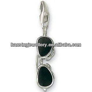 wholesale black enamel glasses pendant