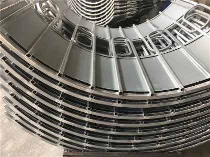 Round Hay Feeder Square Hay Feeder