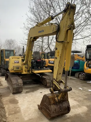 KOMATSU Compact mini Excavator