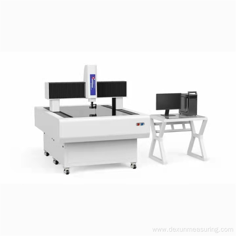 Large stroke dimension measurement with high accuracy