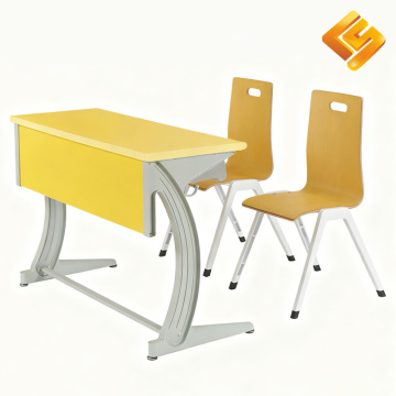 Двойной студенческий стол и набор стульев для использования в общем классе