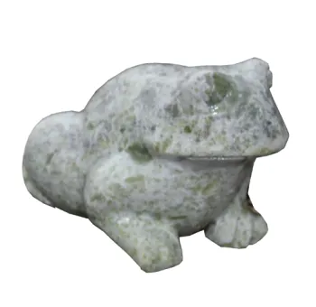 Garden frog stone statue