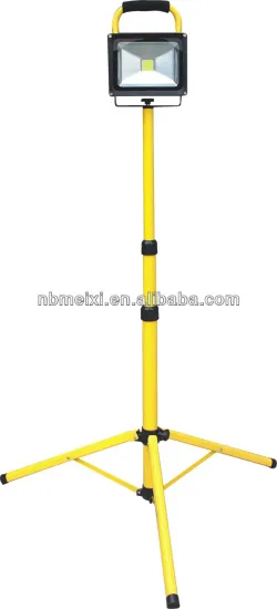 20 W LED flood light with tripod stand