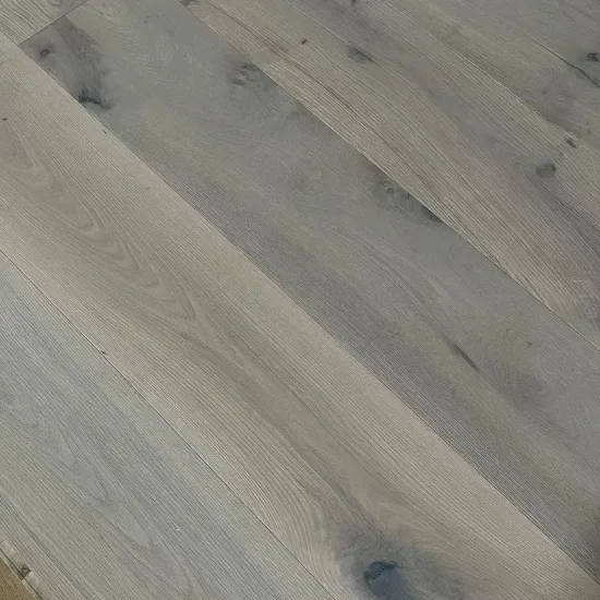 Rustic Oak High-Quality Hardwood Flooring