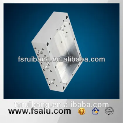 cnc milling machined aluminum hammond box 1590b