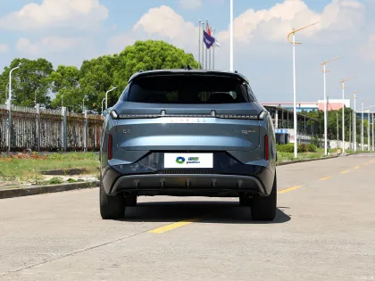Lynk&Co 08 New Energy: 245km Range 4WD SUV