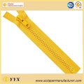 No.3 Plastic Molded Zipper With Dynamic Teeth