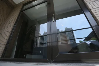 Energy-efficient Vacuum Composite Glass For Windows
