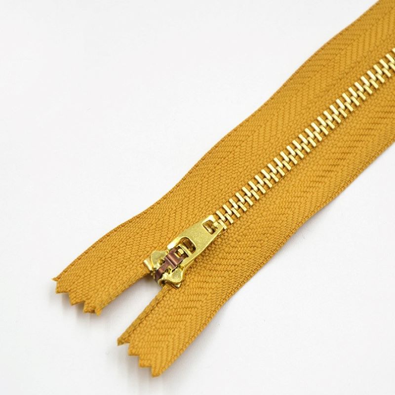 Hot sale secure metal long zippers for swimsuit China Manufacturer