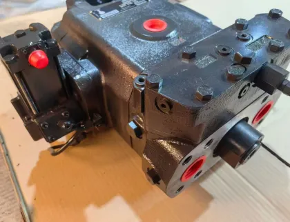 Parker Denison P7D 3R1A SA2B