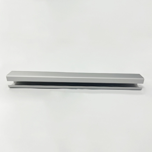 Peças personalizadas de perfil de esteira em liga de alumínio