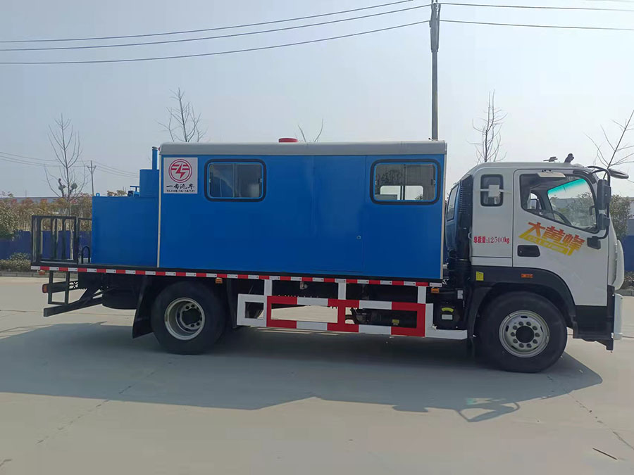 مولد البخار المتنقل EV Diesel Truck Goriler Truck المستخدمة في حقل الزيت