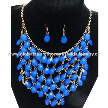 Fashion necklaces, made of acrylic beads, without nickel, lead and cadmium