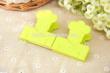 Plastic cartoon peg and clip with different shape