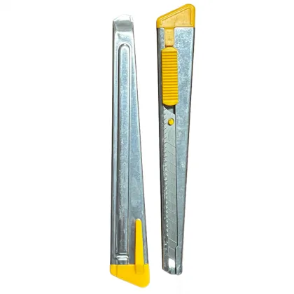 Utility Knife Retractable with Snap Off Blade