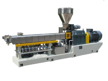 Co-Rotating Parallel Twin Screw Extruder
