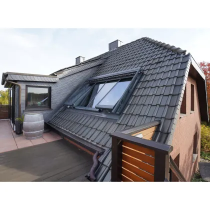 Georgia Smart Chain-Operated Roof Skylight with Integrated Weather Sensors