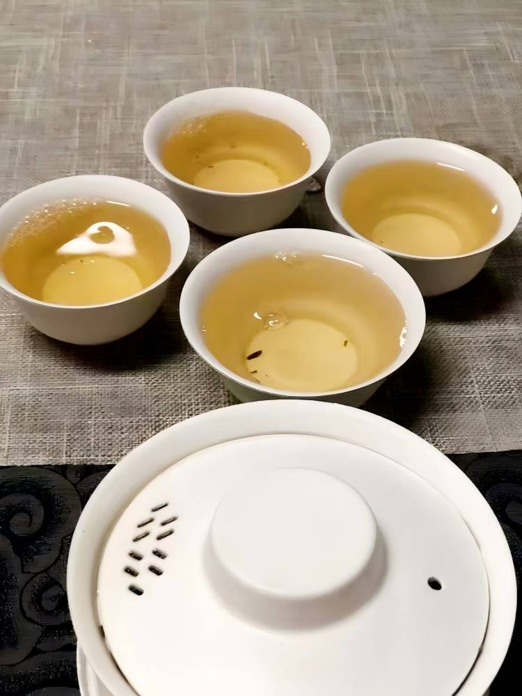 Disposable high-quality molded paper pulp tea cup