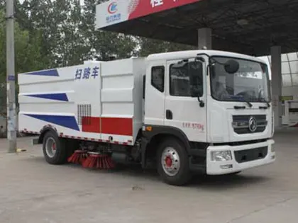 DONGFENG DUOLIKA Vacuum Road Sweeper Truck