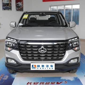 بأسعار معقولة Changan Kuayue Straddle King F3 - 1.6L 4 أبواب 5 مقاعد 2 صفوف يدوية يدوية بيك آب بالبنزين