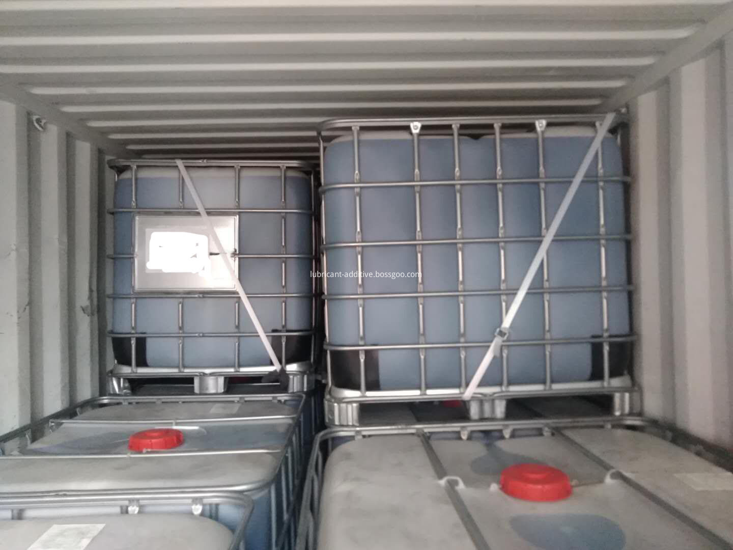 Totes loading