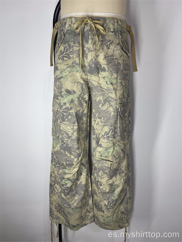 Pantalones de trabajo de ajuste sueltos con estampado de hoja de camuflaje