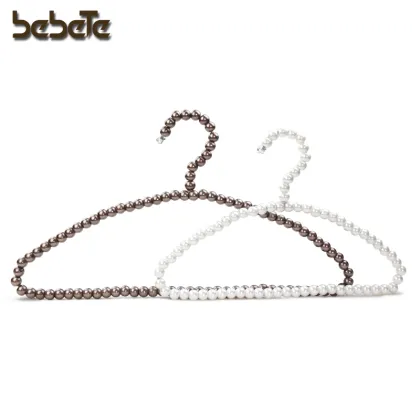 Brand new Boutique Pearl Hanger with high quality
