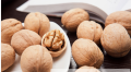 Di Internet untuk menjual walnut