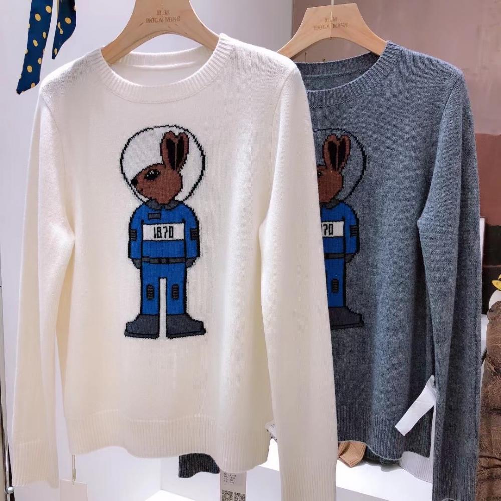 Space rabbit round neck wool inlaid pullover sweater