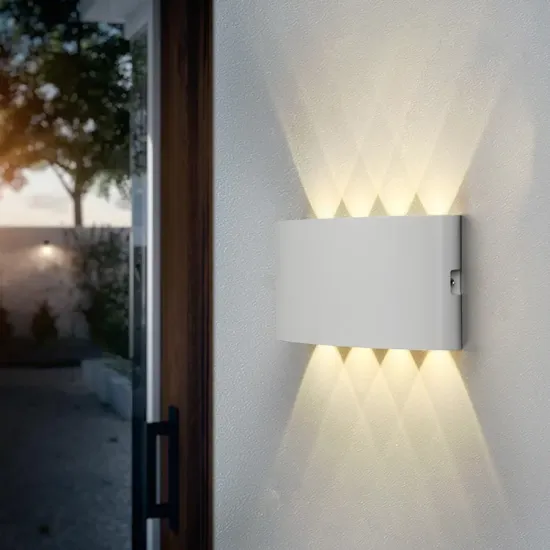 Nordic Waterproof IP65 LED Wall Light for Zhongshan Hotel Rooms