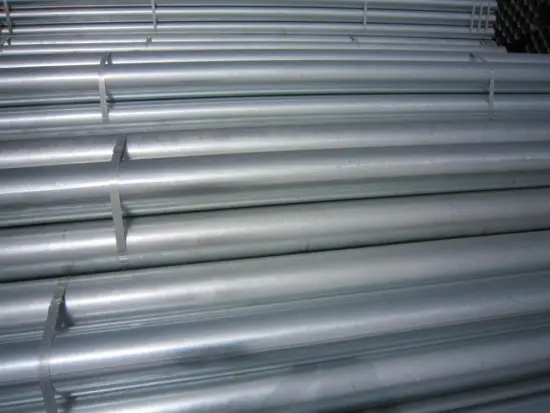 Long seamless stainless steel pipe