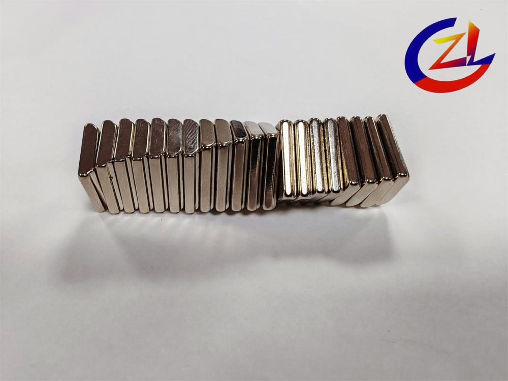 Strong Neodymium cube magnets