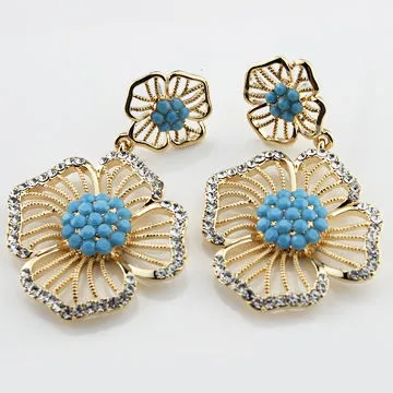 China Wholesale Swarovski Crystal Earrings