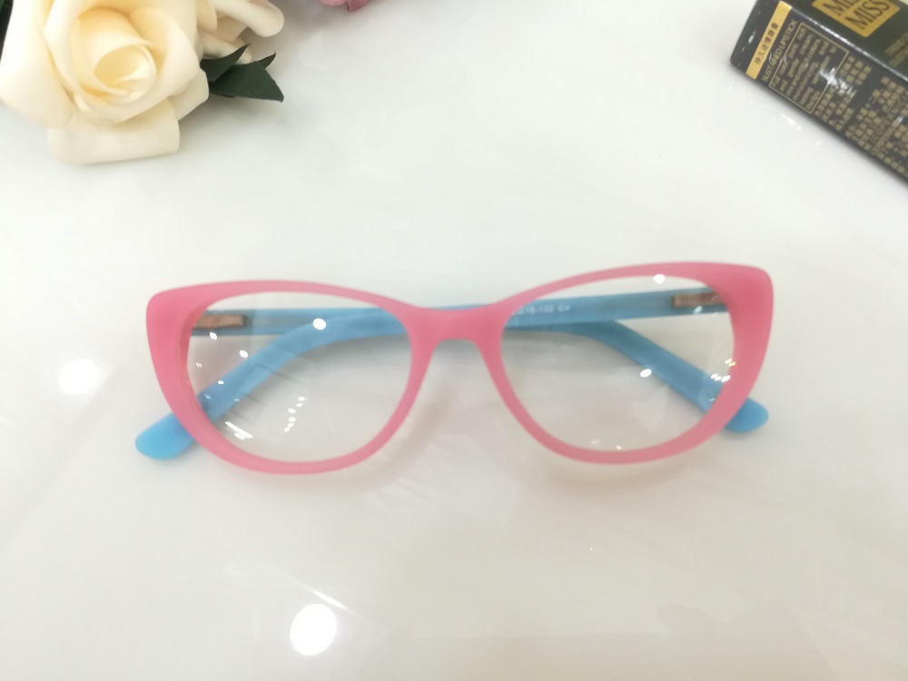 Cute Oval Glasses