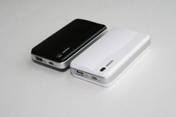Low Standby Current Universal Battery Pack 5200mah Lithium-ion Iphone Battery Extenders