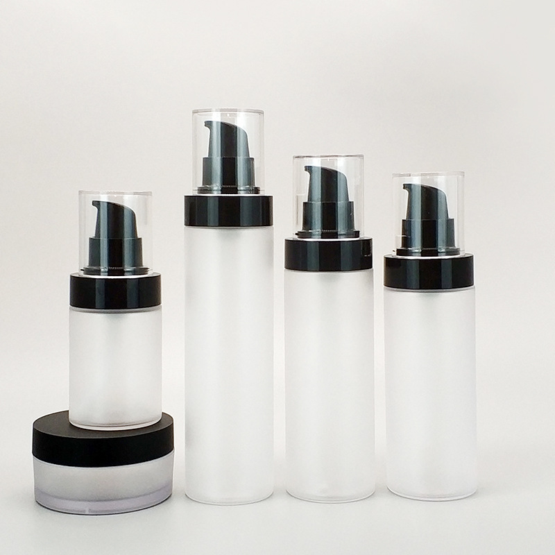 confezione di flaconi cosmetici in plastica PP trasparente smerigliato