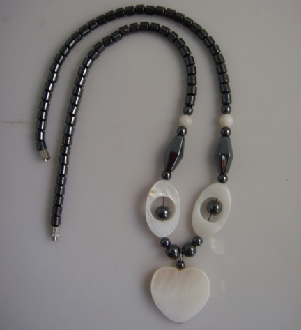 Collier de coquille de perle d&#39;hématite