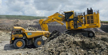 Komatsu PC3400-11 Mining Excavator dengan Lampiran