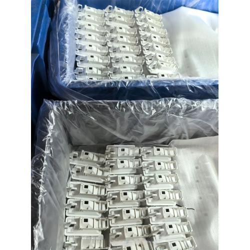 High Quality Injection Insert Moulding Cover Parts