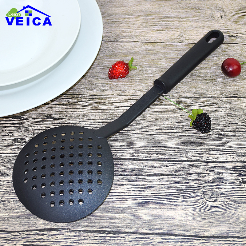 1Pcs High Quality Long Handle Spoon Large Colander Scoop Nylon Strainer Nonstick Colander Spoons Kitchen Cooking Tools