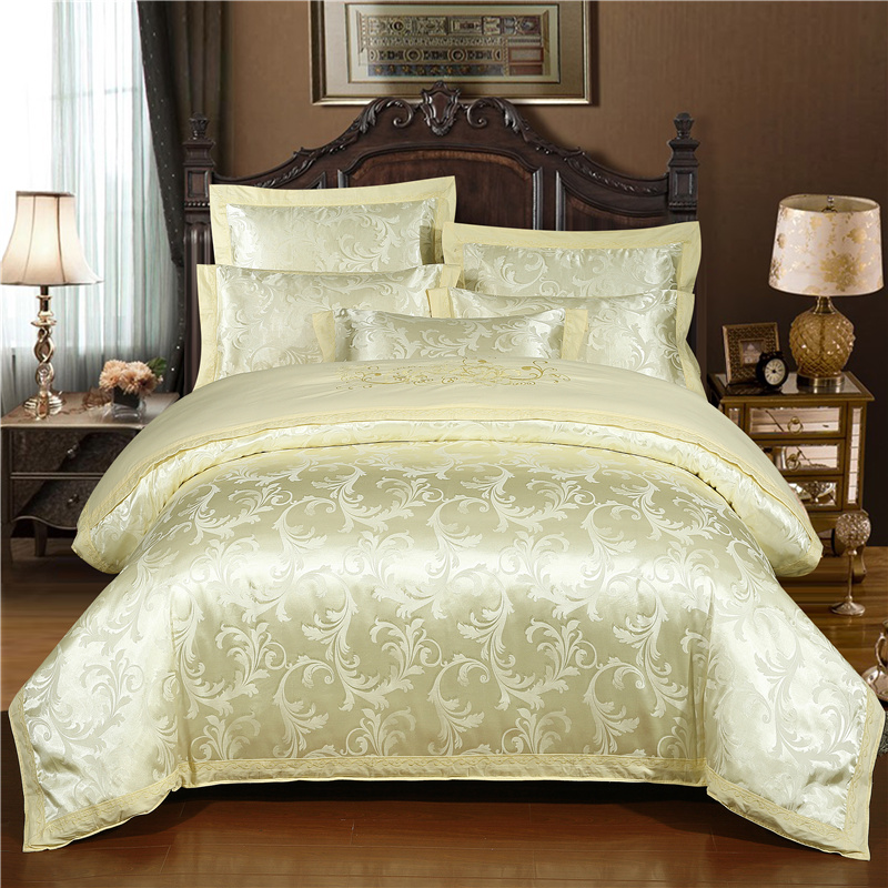 Jacuqard Comforter Sets 12