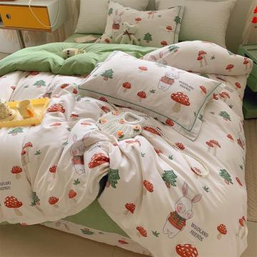 Set tempat tidur yang bercetak bunga elegan borong