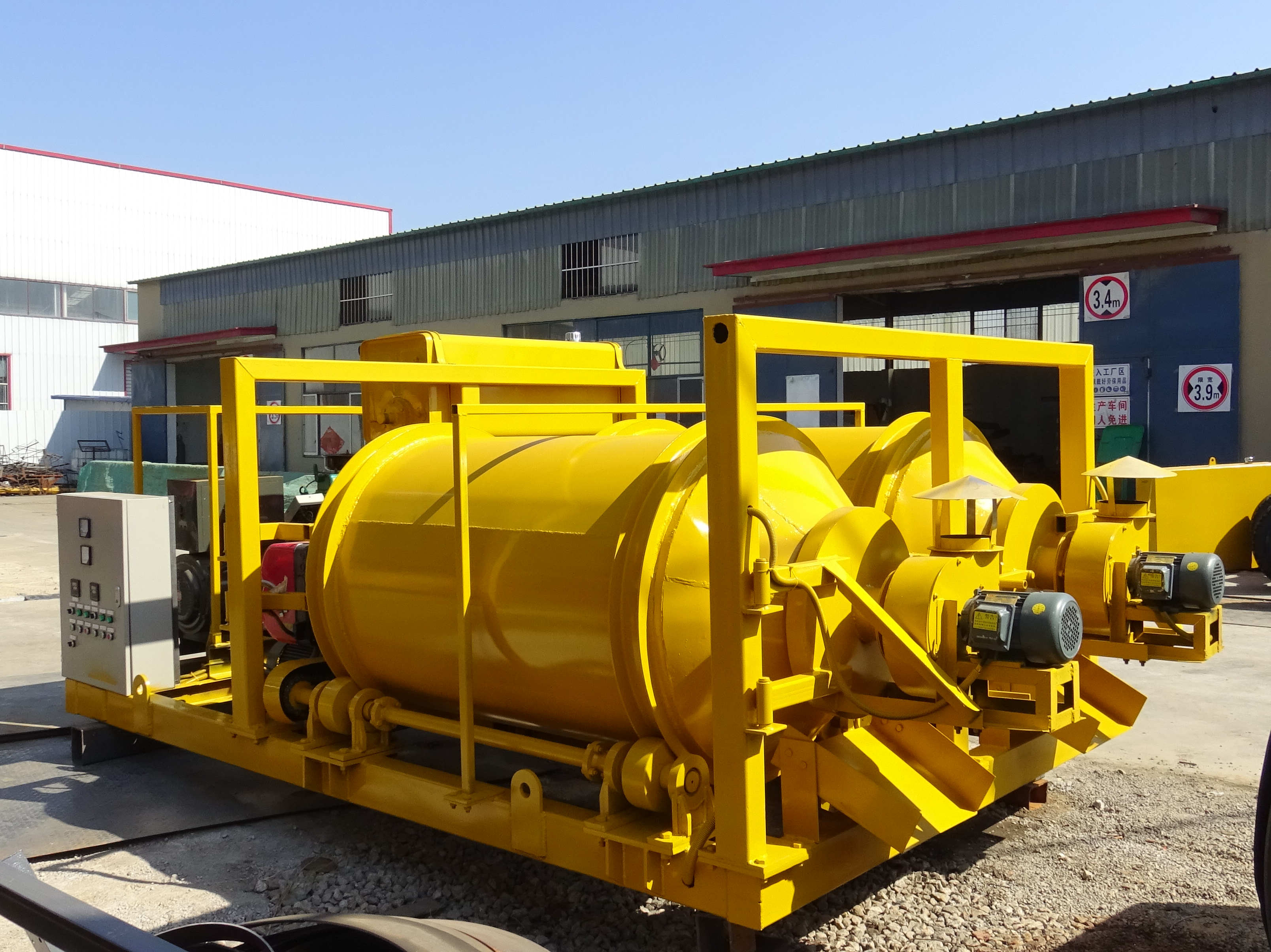 Hot Mix Asphalt Bitumen Mixing Machine For Road Pothole Repair And ...