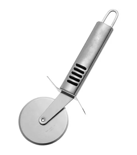 Stainless steel pizza cutter