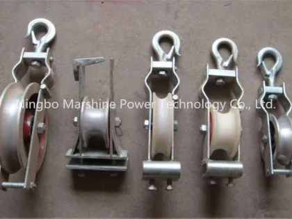 Transmission Line Crossarm Mounted Stringing Block