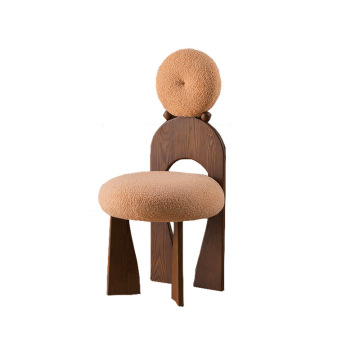 Chaise de salle à manger Wabi-Sabi: Chaise de maquillage rétro de concepteur de maison, boucles d'oreilles en bois massif simples simples