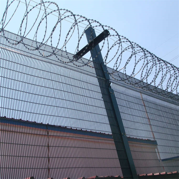 358 anti-climb welded mesh fence for perimeter security